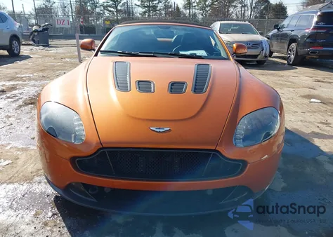 2017 Aston Martin V12 Vantage S z USA, uszkodzony, nr VIN SCFEKBFR4HGS23003